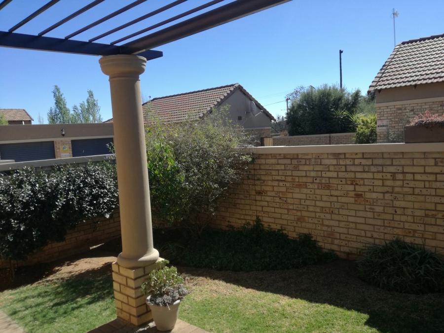 To Let 2 Bedroom Property for Rent in Bainsvlei Free State